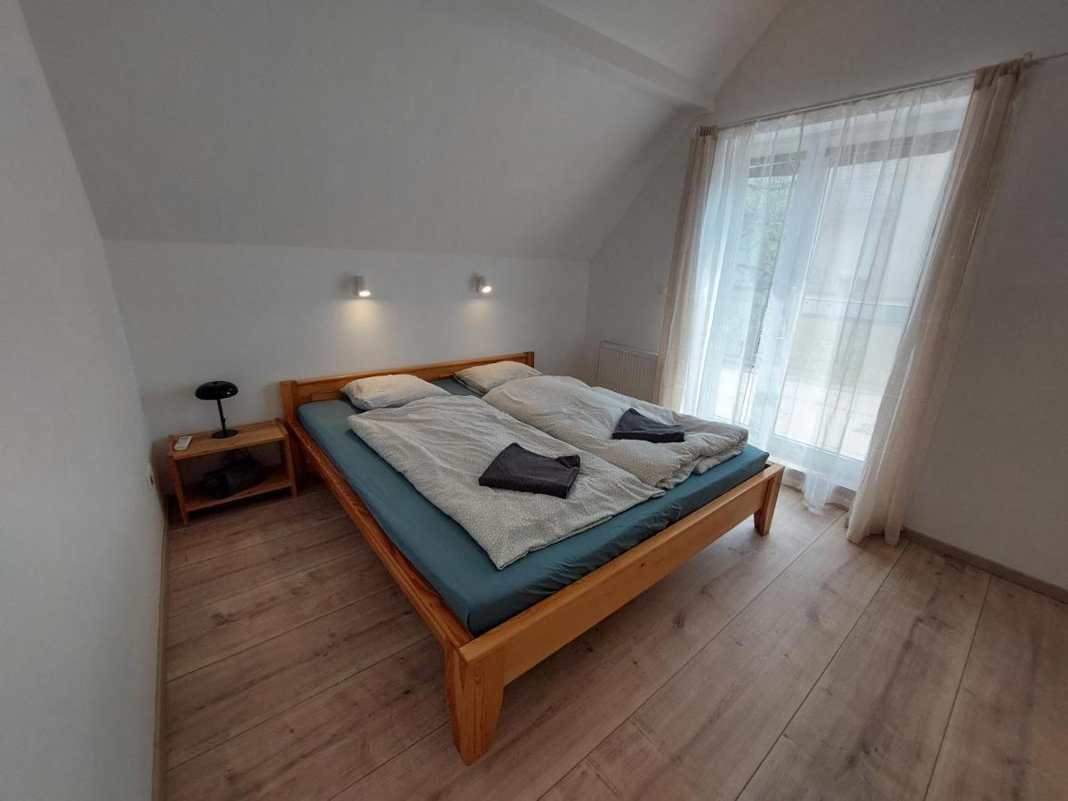 Utulny Apartman V Bratislava 4 Exterior foto