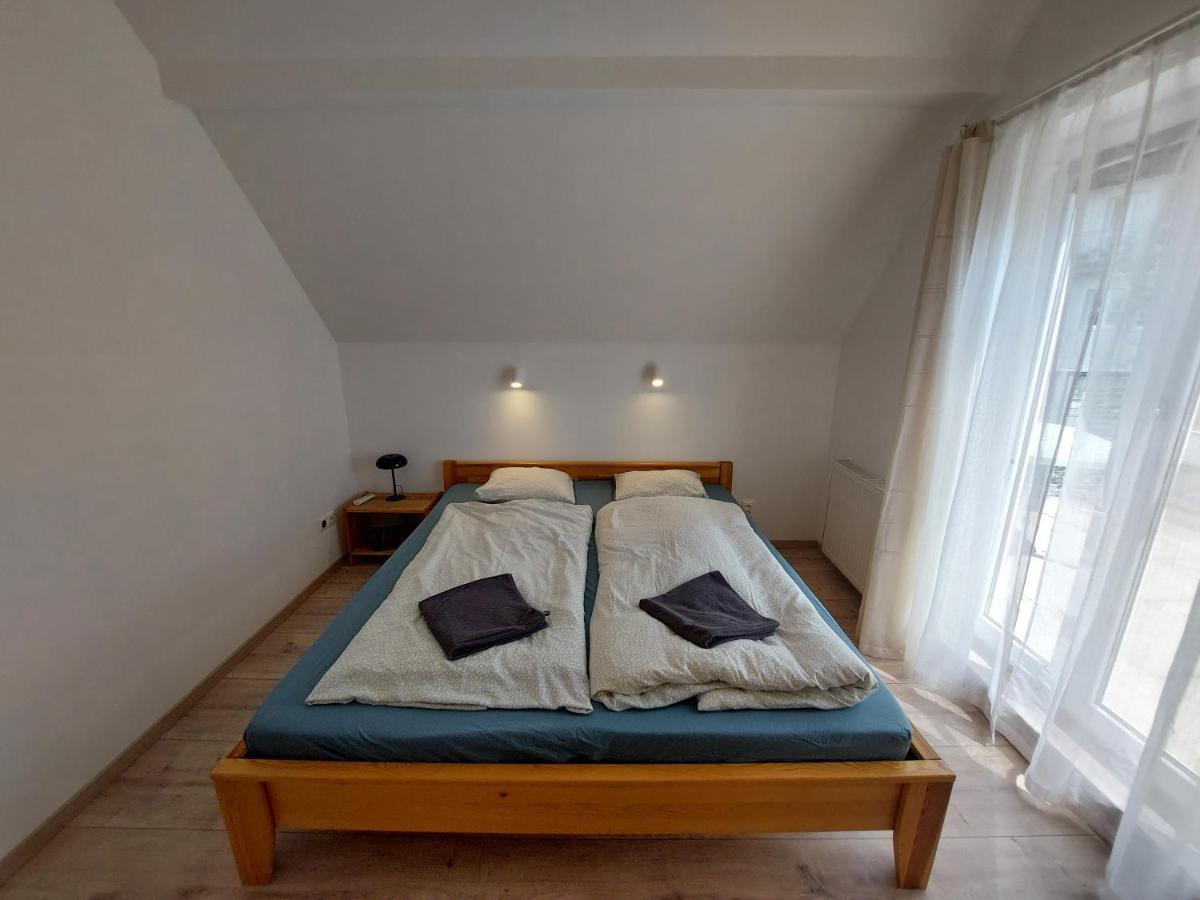 Utulny Apartman V Bratislava 4 Exterior foto